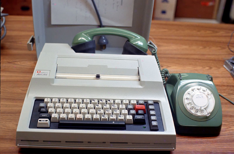 Texas Instruments Silent 700 with Accoustic Coupler_27